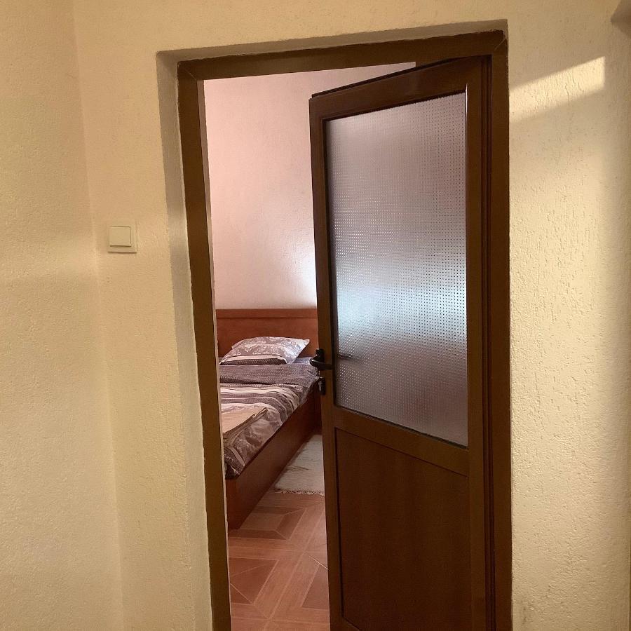 Приключение В Триград Lägenhet Exteriör bild